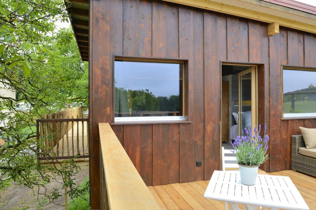 Cabane Dans Les Arbres / Swin-Golf De Cremin Bilik gambar